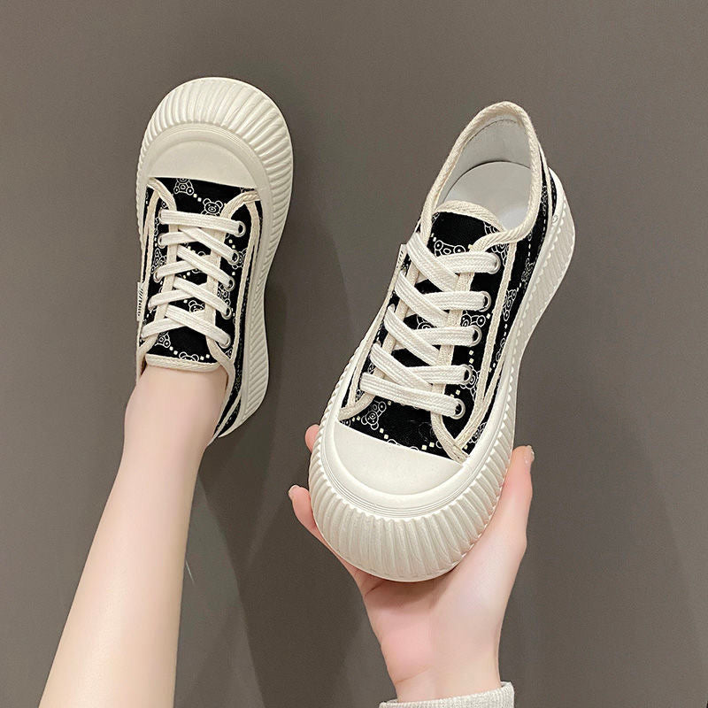 Sneaker in Check