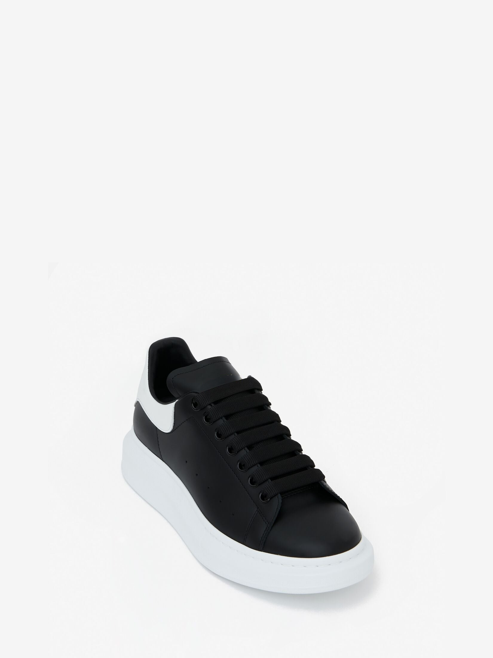 Oversized-Sneakers